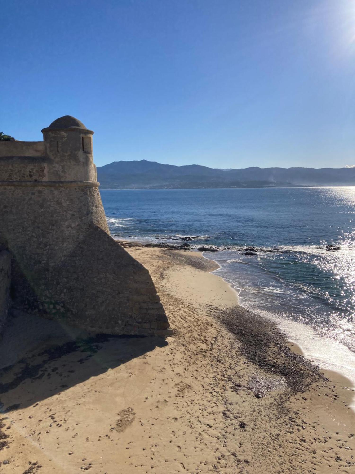Studio Spacieux Tout Confort Cite Imperiale Ajaccio  Exterior foto