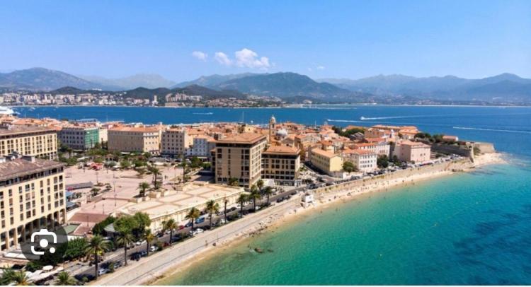 Studio Spacieux Tout Confort Cite Imperiale Ajaccio  Exterior foto
